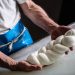 Le bufale non sono Fake, anzi trattasi di animali credibili, e buoni. Lo dimostra il Consorzio di tutela mozzarella di bufala campana Dop
