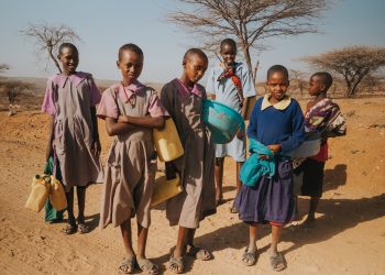 Tutti possono vedere la morte sul volto dei poveri