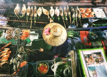 In Thailandia si mangia bene (e tradizionale).